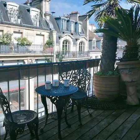 Centre Grand Duplex Avec Belle Terrasse Parigi